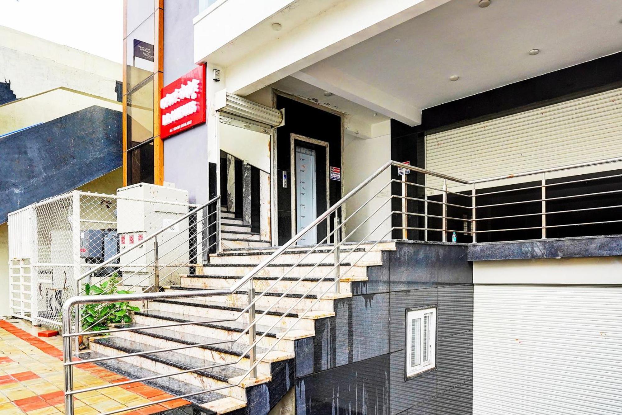 Hotel O Rr Comforts Bangalore Buitenkant foto